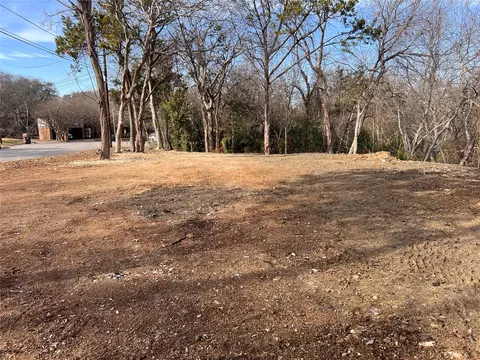 2912 Maple Hill Cir, Waco, TX 76708 photo 4