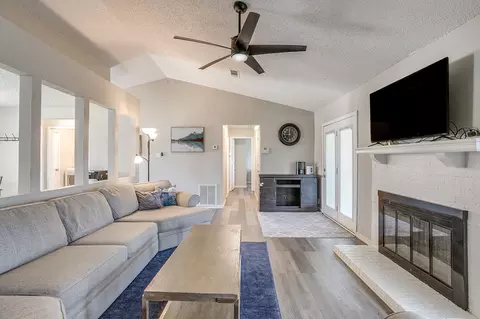 7312 Strawberry Way, Fort Worth, TX 76137