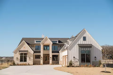 Exterior - 1070 Browning Rd, Argyle, TX 76226 photo 2 of 3