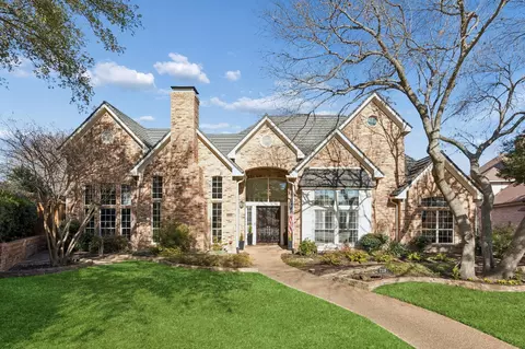 7318 Lougheed Plz, Plano, TX 75025