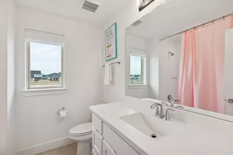 Bath - 801 Webb Ln, Prosper, TX 75078 photo 4 of 5