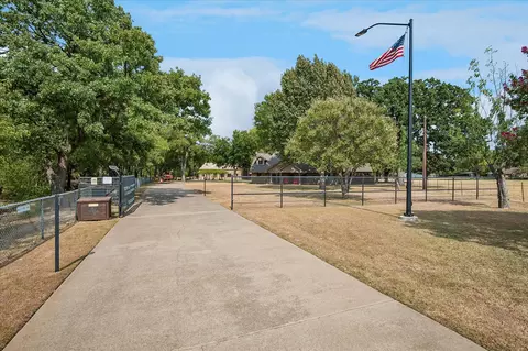6707 Us 287 Hwy, Arlington, TX 76001