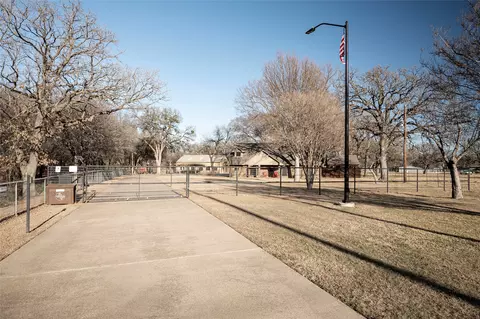 6707 Us 287 Hwy, Arlington, TX 76001