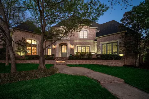 521 Round Hollow Ln, Southlake, TX 76092