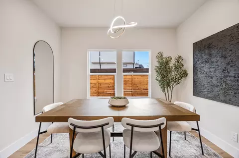 Dining - 1503 Doyle Ave, Dallas, TX 75203 photo 1 of 2