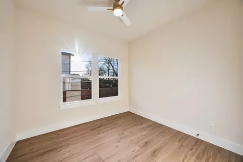 Bedroom - 1503 Doyle Ave, Dallas, TX 75203 photo 7 of 8