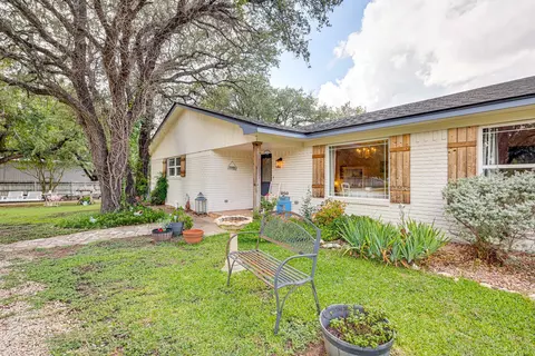 557 Rivercrest Rd, Valley Mills, TX 76689