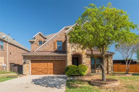 303 San Marcos Dr, Irving, TX 75039