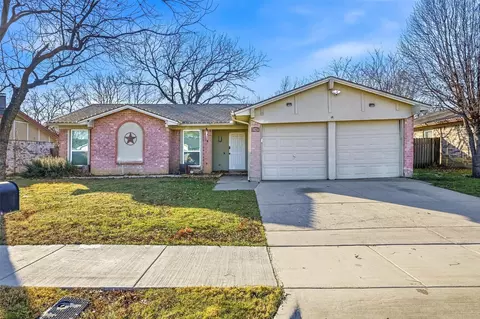 3424 Daniel Dr, Arlington, TX 76014