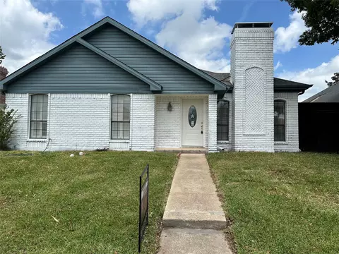 2825 Stoneridge Dr, Garland, TX 75044