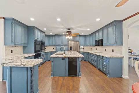 2602 Madrid Dr, Garland, TX 75040