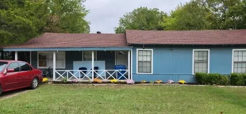 108 E Maple St, Keene, TX 76059