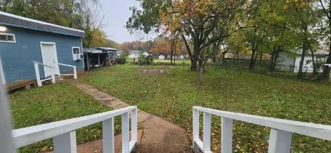 Exterior - 108 E Maple St, Keene, TX 76059 photo 2 of 2