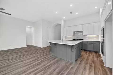 Kitchen - 1629 Buscot Ln, Haslet, TX 76052 photo 2 of 5