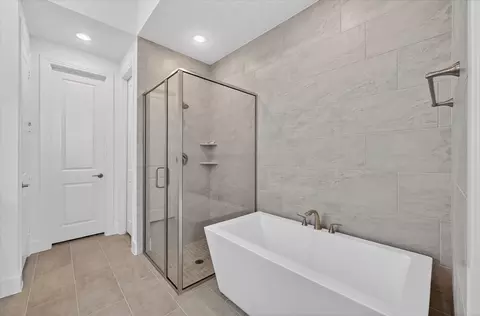 Bath - 1629 Buscot Ln, Haslet, TX 76052 photo 3 of 3