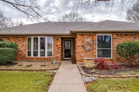 1508 Woodvale Dr, Bedford, TX 76021