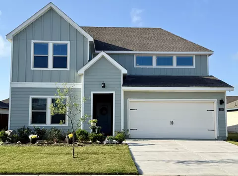 729 Amelia Ct, Pilot Point, TX 76258