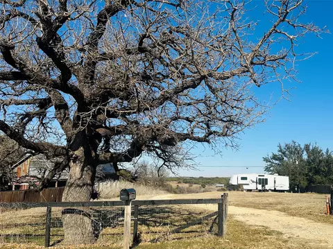 11407 Mitchell Bend Ct, Granbury, TX 76048