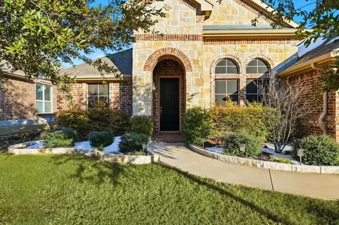 104 Traveller St, Hickory Creek, TX 75065