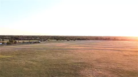 1261 N Fm 1752, Savoy, TX 75479