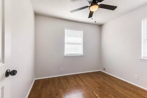 Bedroom - 1213 Glenn Dr, Euless, TX 76039 photo 1 of 3