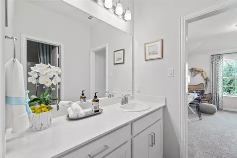 Bath - 5409 Overbrook Dr, Denton, TX 76207 photo 3 of 3