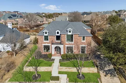 1209 Queen Peggy Ln, Lewisville, TX 75056