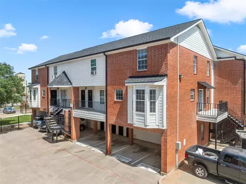 600 Bagby Ave #7D, Waco, TX 76706