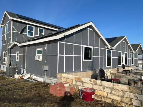 1602 Sundown Dr, Kaufman, TX 75142