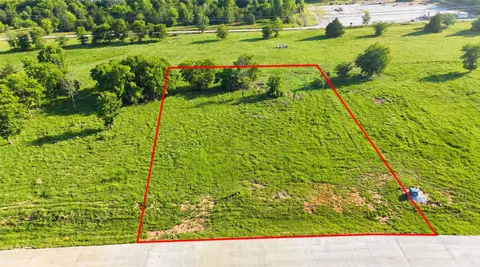 725 Sutton Ln, Copper Canyon, TX 76226