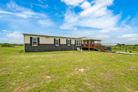 141 Kid Rd, Boyd, TX 76023 photo 2