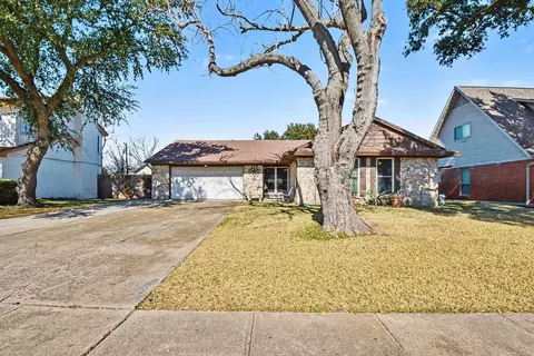 13057 Glenside Dr, Farmers Branch, TX 75234