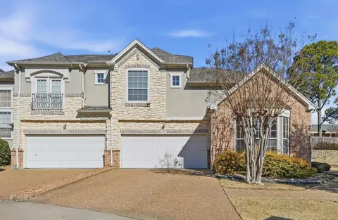 2501 Corbeau Dr, Irving, TX 75038