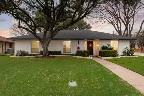 1715 Baltimore Dr, Richardson, TX 75081