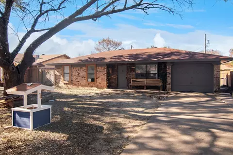 805 Quinette Dr, Seagoville, TX 75159