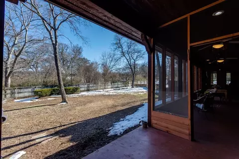 Exterior - 401 Denton St E, Argyle, TX 76226 photo 5 of 8