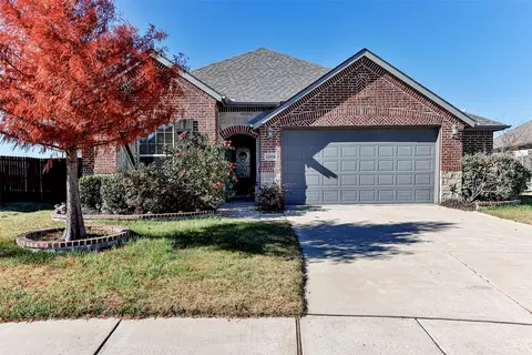 1404 Macaw Ct, Little Elm, TX 75068