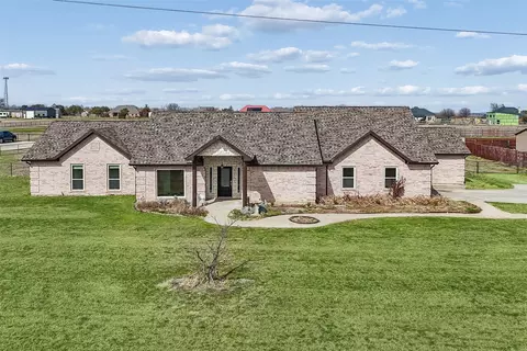 317 Illinois St, New Fairview, TX 76078