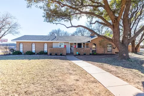 2150 Brook Hollow Dr, Abilene, TX 79605