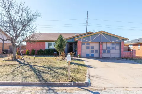 5541 Southmoor Dr, Abilene, TX 79606