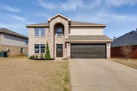4816 Star Ridge Dr, Fort Worth, TX 76133