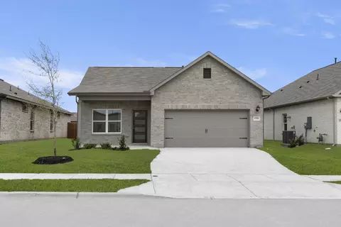9709 Mcclane Farm Dr, Fort Worth, TX 76036