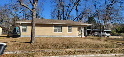 417 Putman St, Sulphur Springs, TX 75482