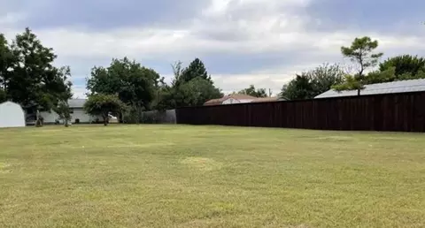 4518 Lakecrest Dr, The Colony, TX 75056