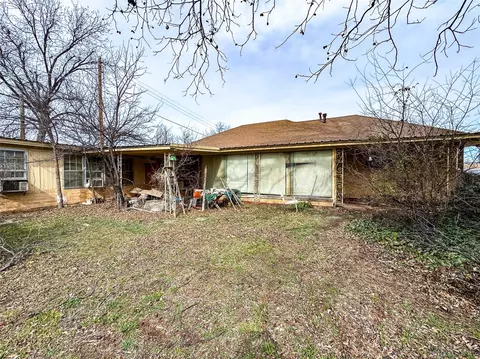 Exterior - 503 N 5th St, Haskell, TX 79521 photo 5 of 7