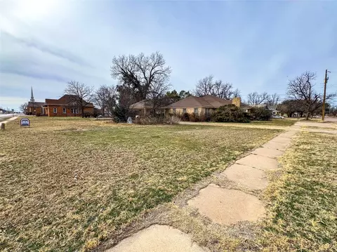 Exterior - 503 N 5th St, Haskell, TX 79521 photo 2 of 7