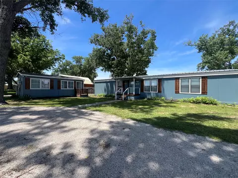 1059 Airport Rd, Graford, TX 76449
