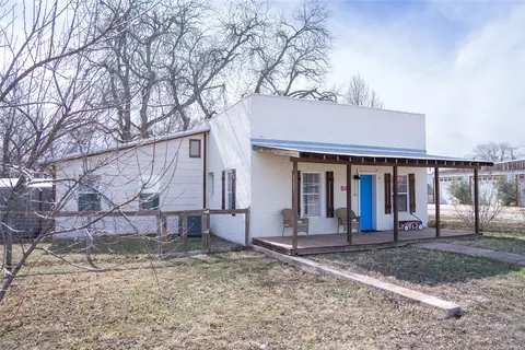 365 Graham St, Tuscola, TX 79562