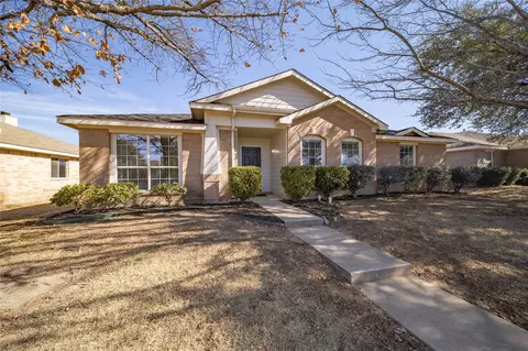 152 Rolling Hills Pl, Lancaster, TX 75146