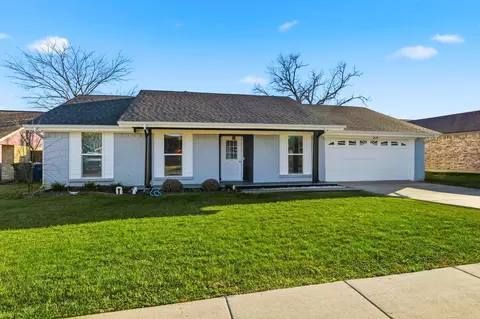 2828 Elk Grove Rd, Carrollton, TX 75007
